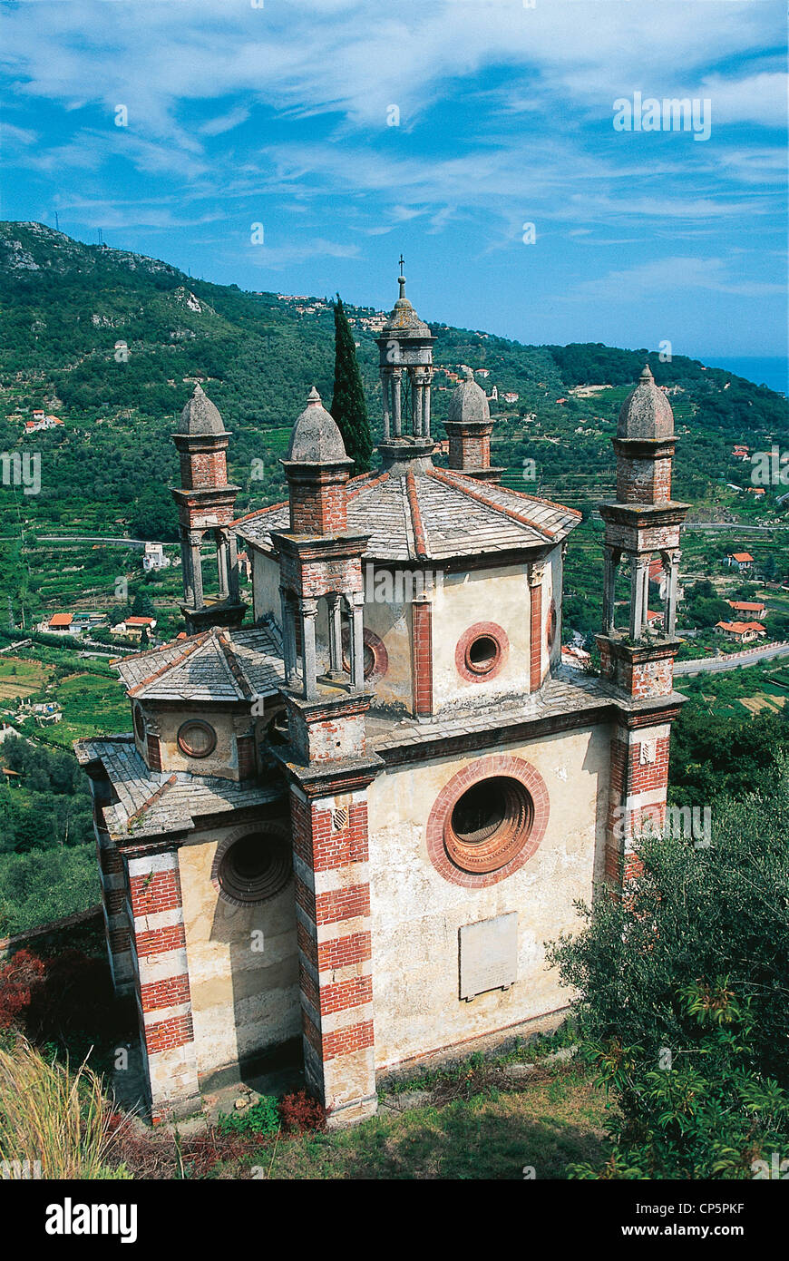 Ligure Finale Ligure five towers CHURCH OF CONSECRATION TO OUR LADY OF LORETO (late fifteenth century) Stock Photo