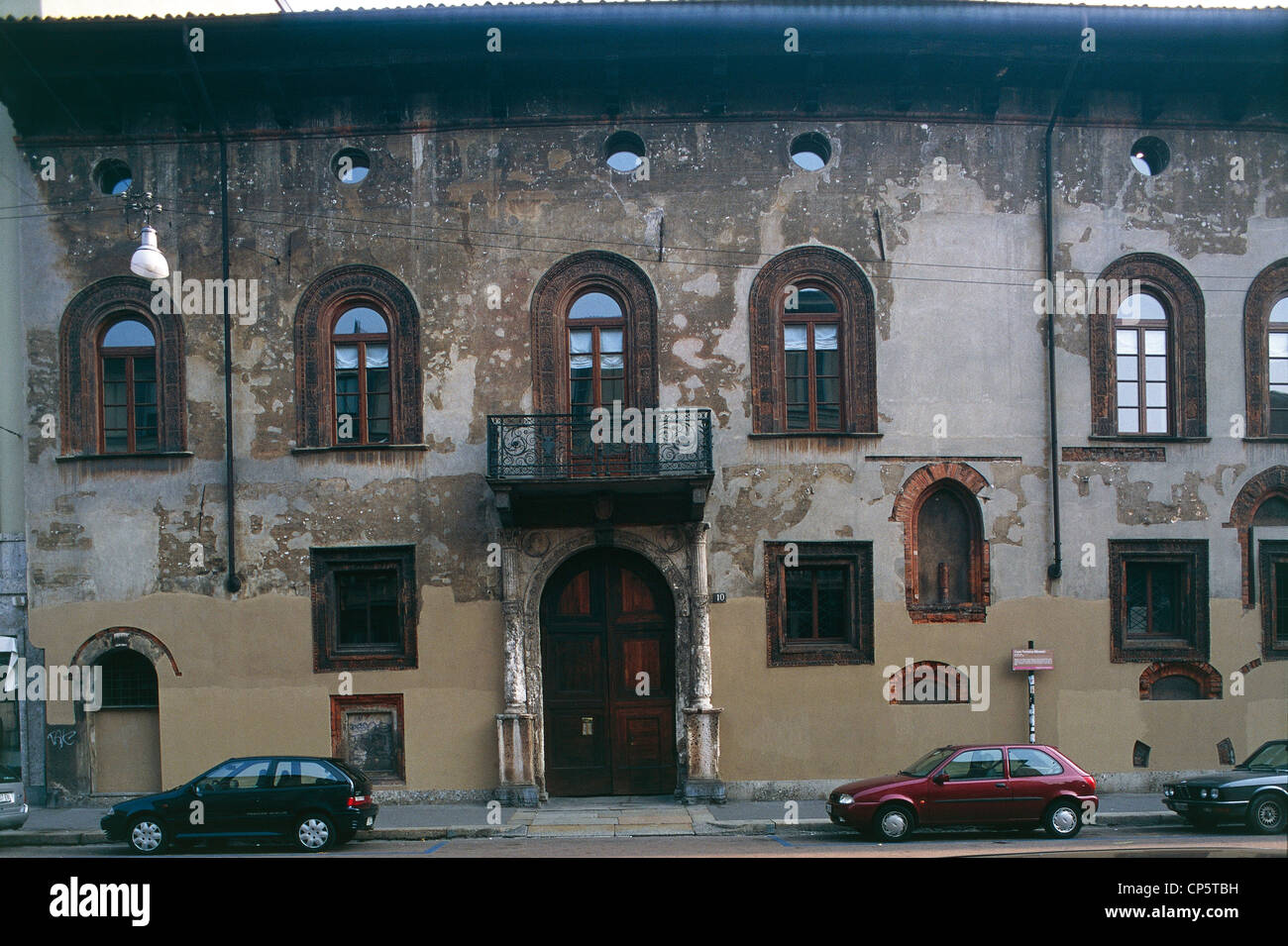 Course Palazzo Venezia Milan Lombardy Fontana Silvestri Stock Photo Alamy