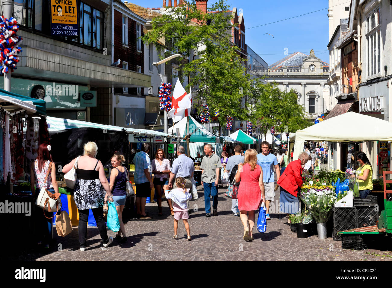Sandgate Road High Resolution Stock Photography and Images Alamy