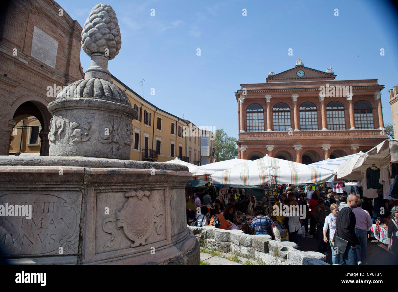 Rimini Piazza Cavour on market day (saturday Stock Photo Alamy