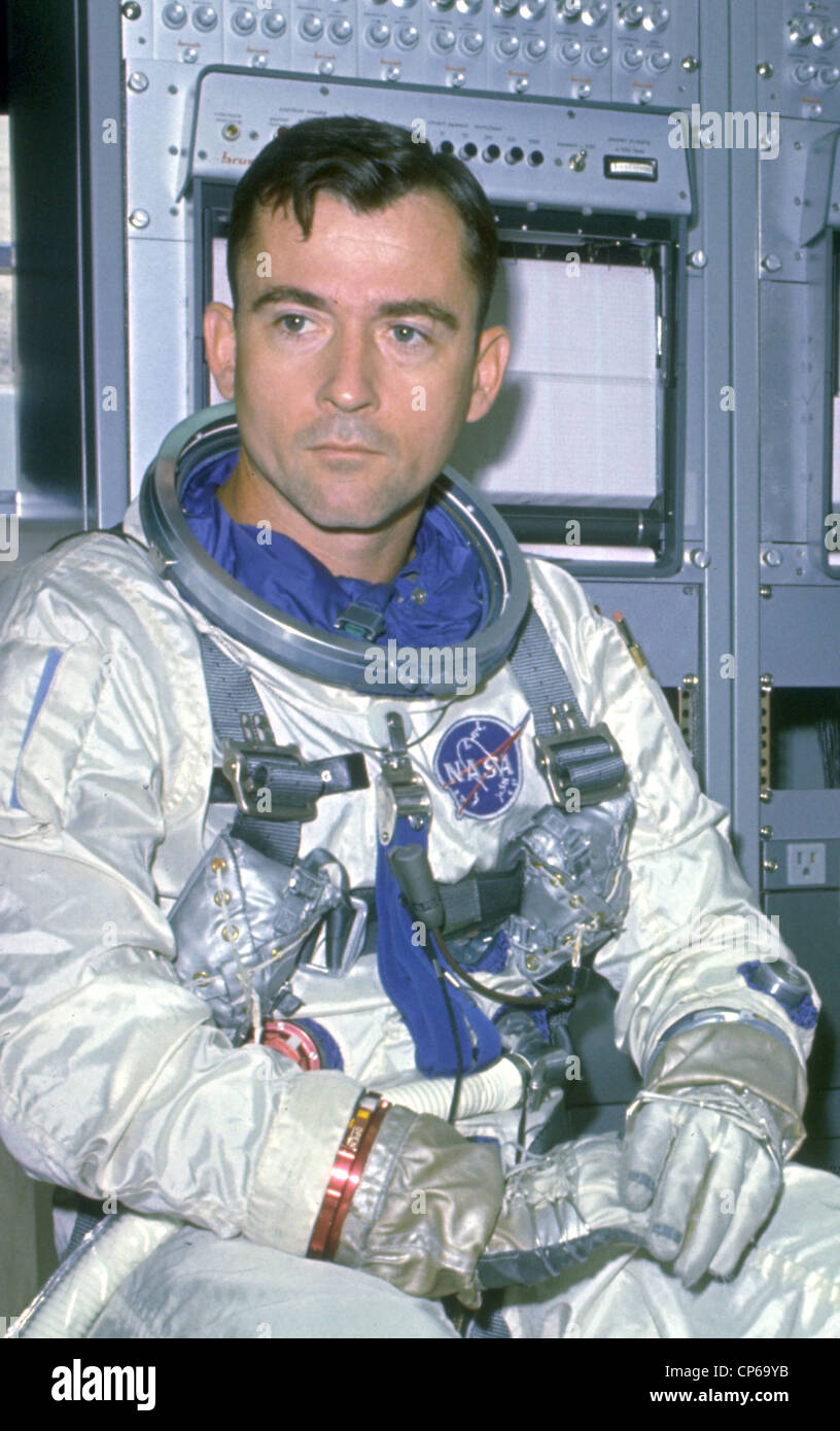 John young hires stock photography and images Alamy