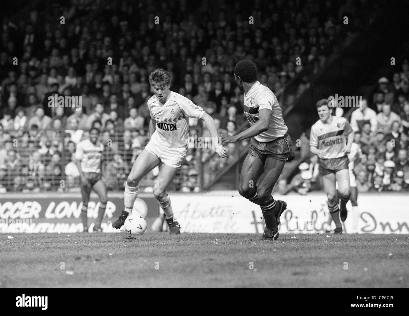 Tottenham Hotspur v Watford Chris Waddle 11/4/87 Stock Photo