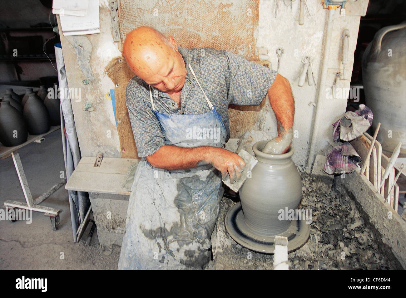 Sardinia - Assemini (Ca) - Art Pottery Louis Nioi. A phase of ceramics. Stock Photo