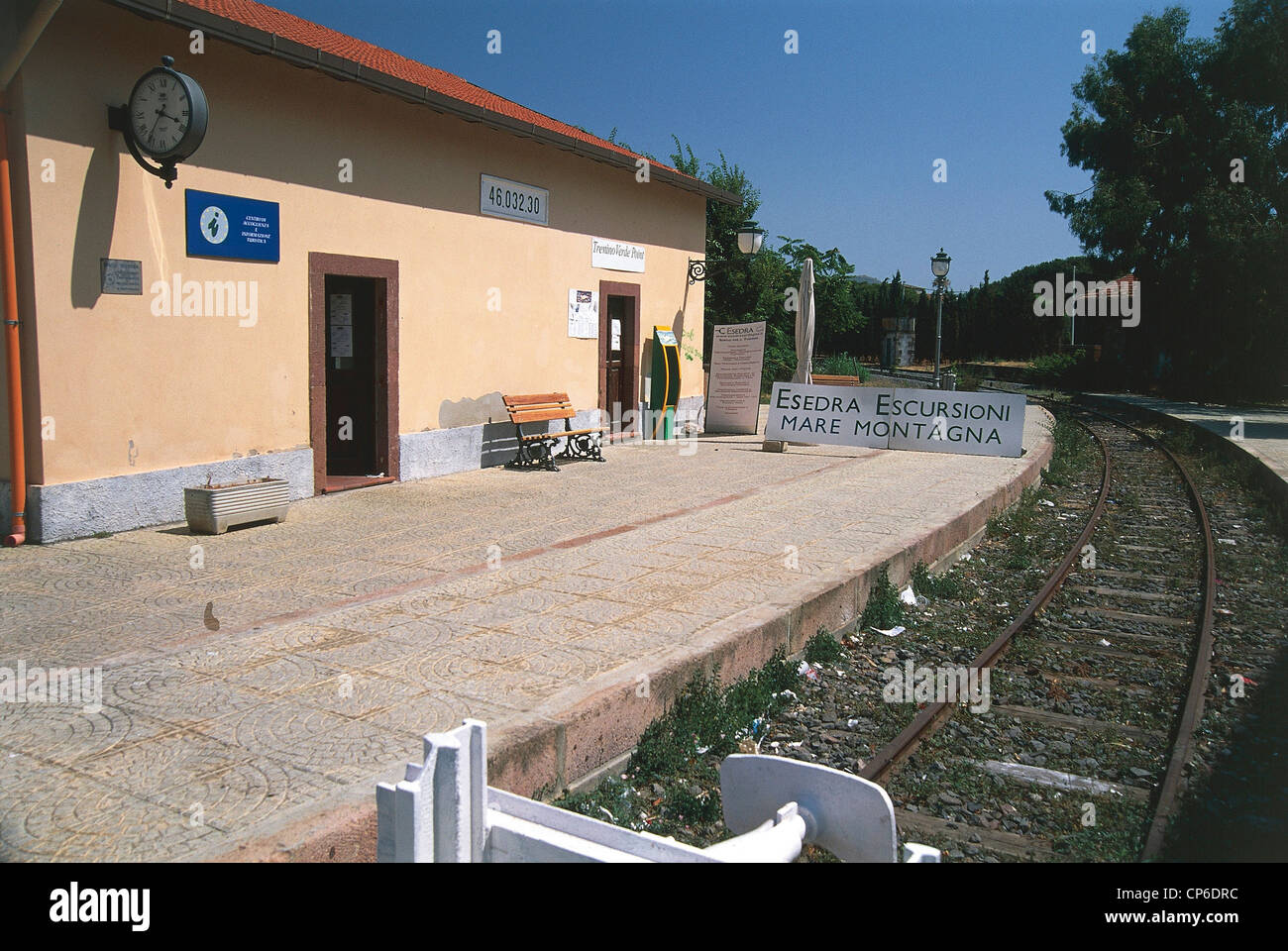 sardinia tourist office