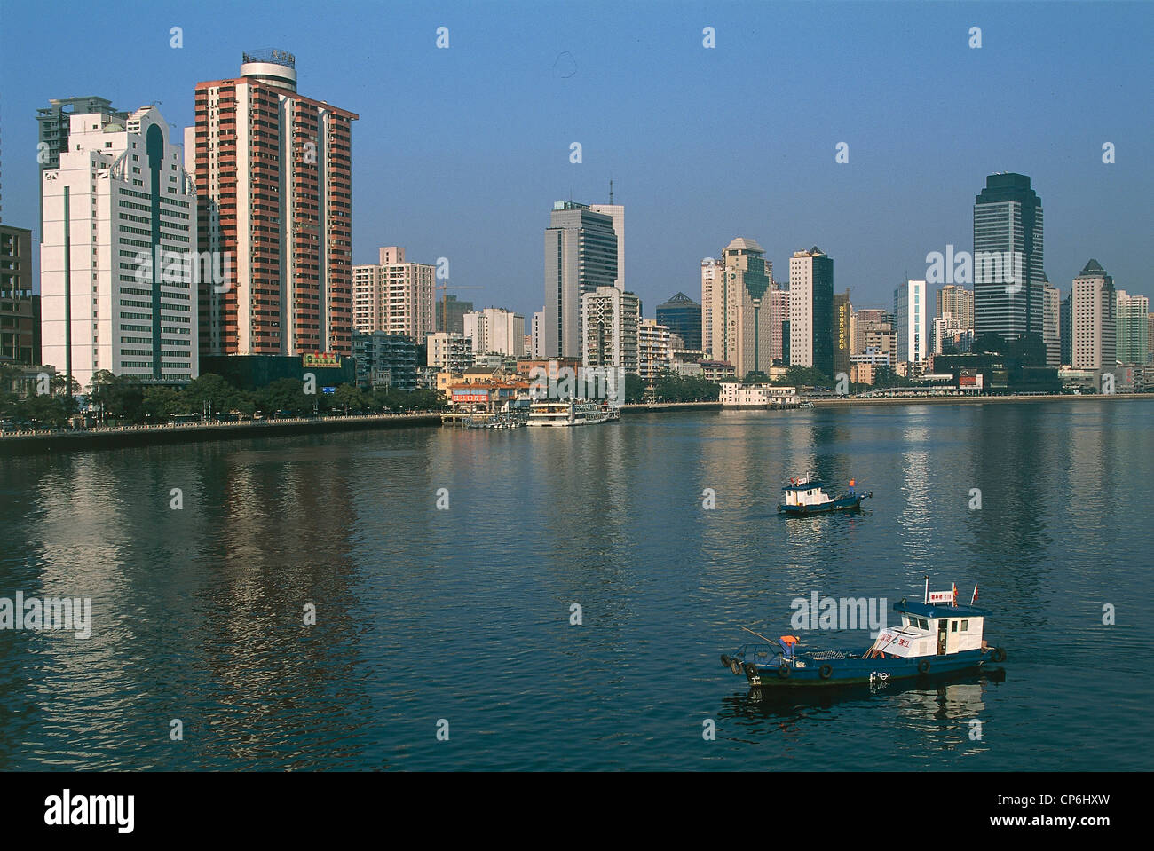 China - Guangdong - Canton (Guangzhou), Pearl River (Zhu Jiang) Stock Photo