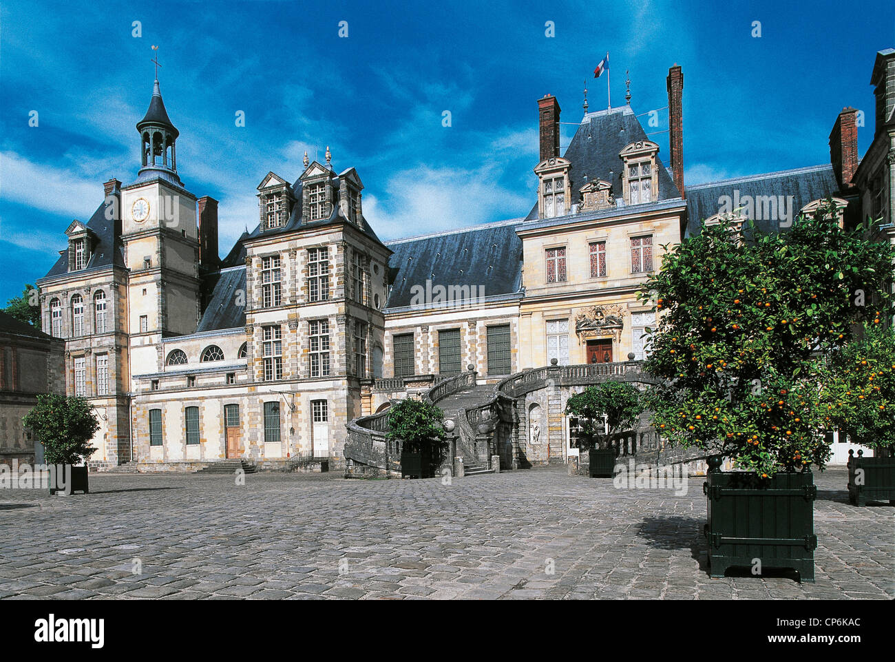 FRANCE ILE DE FRANCE Chateau De Fontainebleau Stock Photo - Alamy