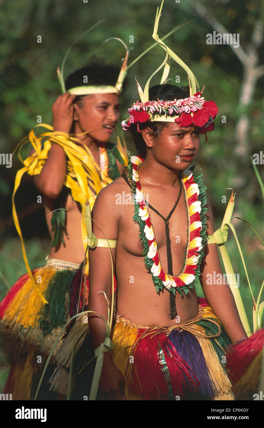 Federated States of Micronesia Yap Islands Island of Yap Village Bechial, women are preparing to perform traditional dance of Stock Photo