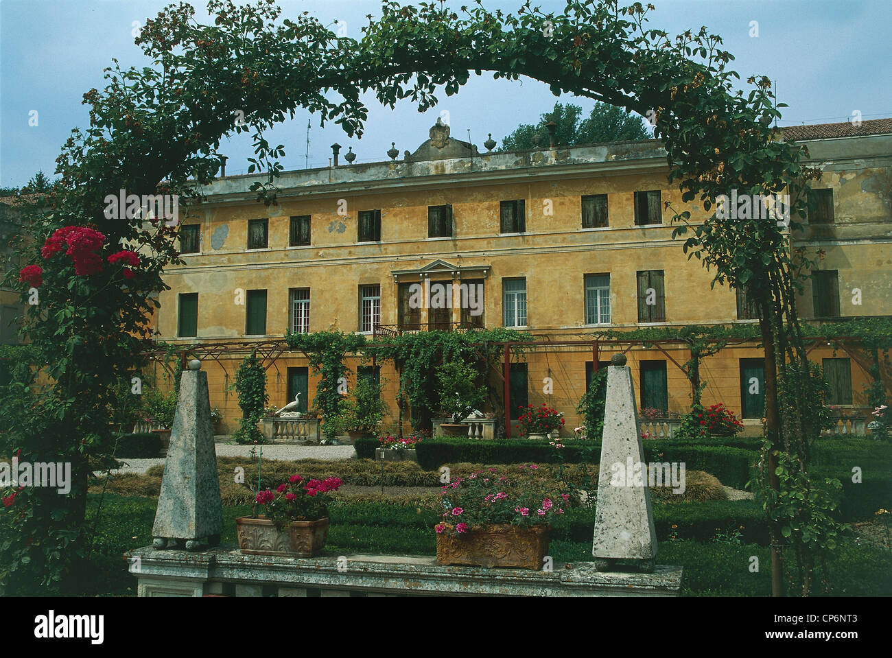 Veneto - Vescovana (Pd) - Villa Pisani Bolognesi Scalabrin (XVI century) and the Italian garden Stock Photo