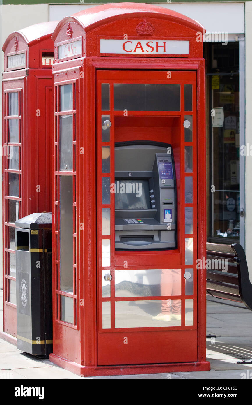 Unusual Novelty fully working cash machine in a Red Telephone box in