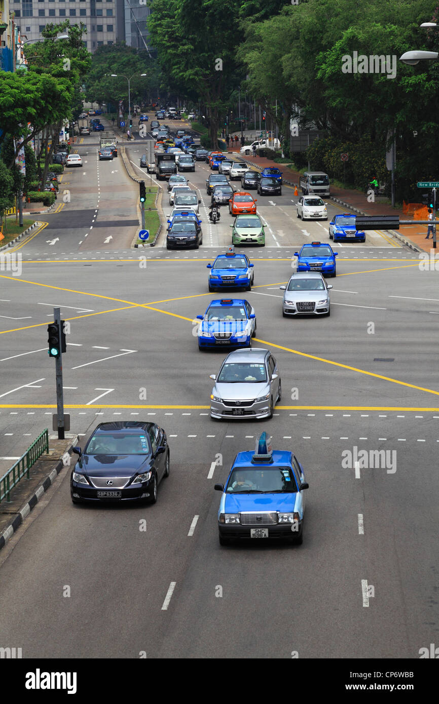 cars in singapore street Stock Photo Alamy