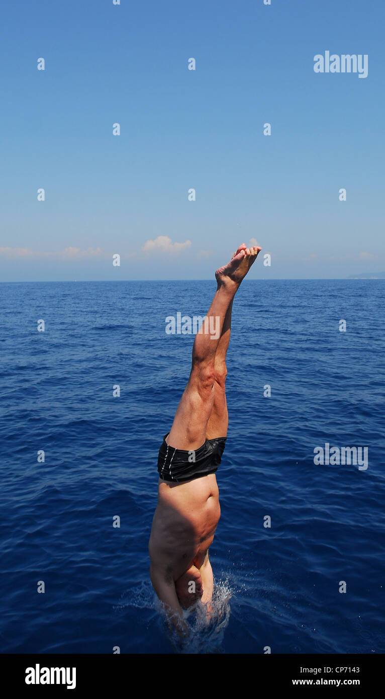Headfirst dive hi-res stock photography and images - Alamy