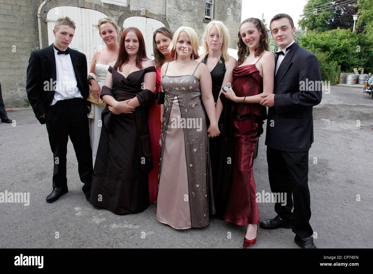 School leavers party hi-res stock photography and images - Alamy
