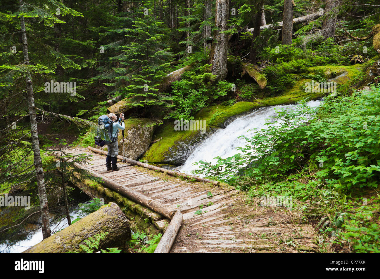 Horizontal bridge picture hi-res stock photography and images - Alamy