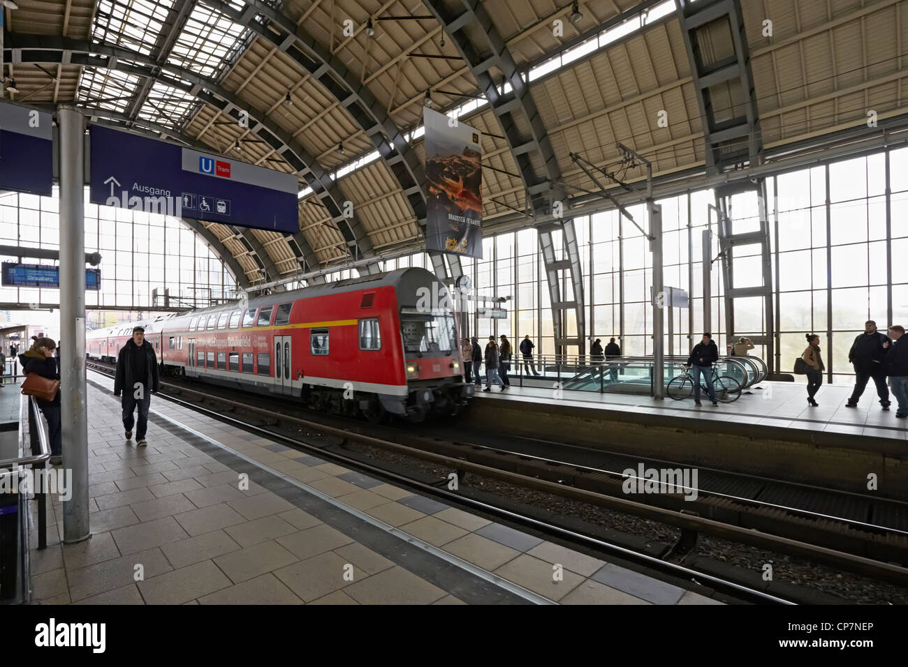 Berlin Alexanderplatz S Bahn station and train Stock Photo