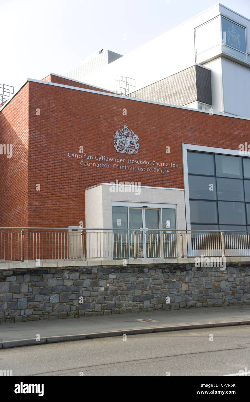 Caernarfon Criminal Justice Centre and Courts North Wales Stock Photo