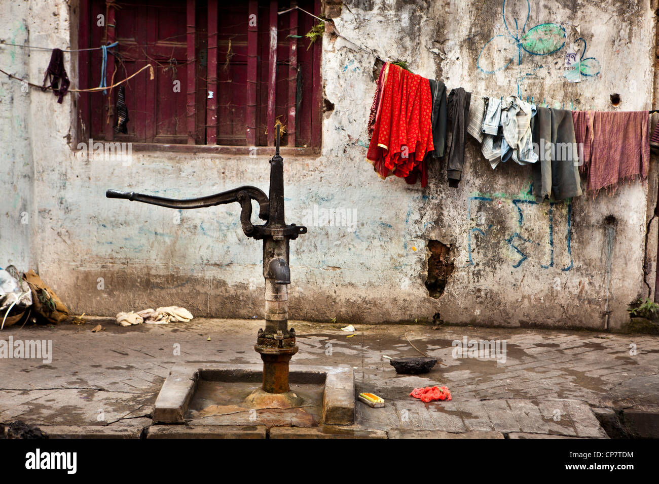 Water pump in downtown Calcutta (Kolkata), India Stock Photo
