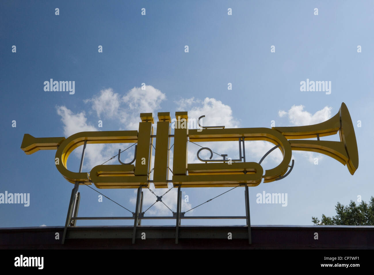 Symbol of a trumpet above the openair theatre above the arena housing