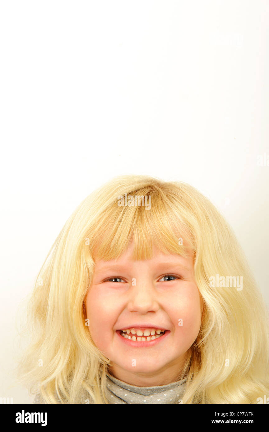 6 year old girl smiling at camera hi-res stock photography and images ...