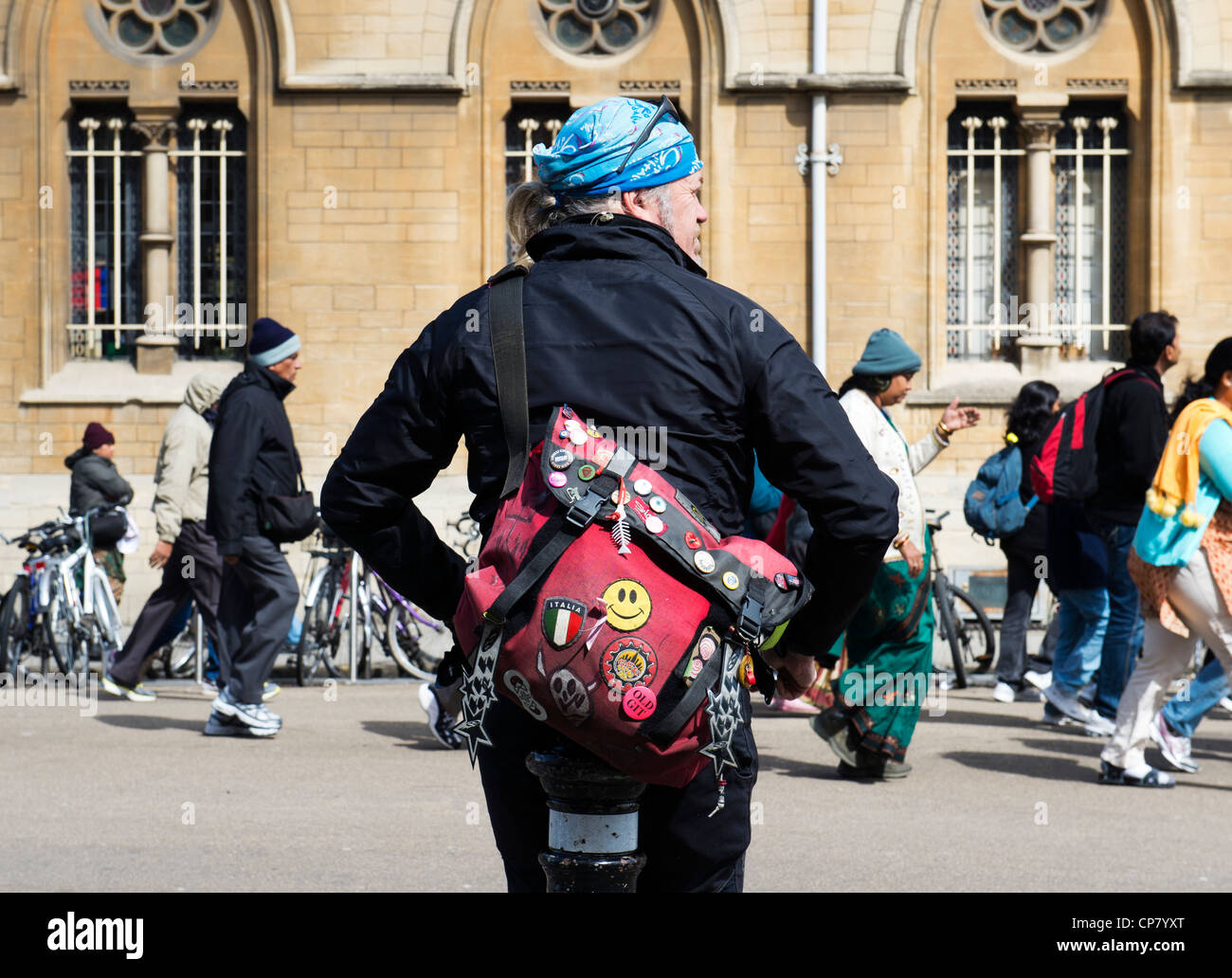 Cycle courier with funky bag, Oxford, Oxfordshire, England Stock Photo
