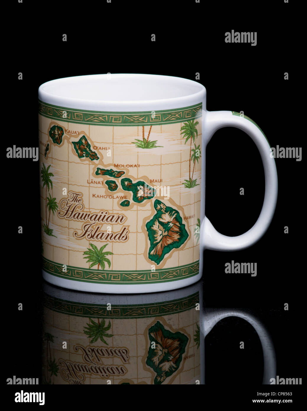 Coffee mug showing map of the Hawaiian Islands Stock Photo