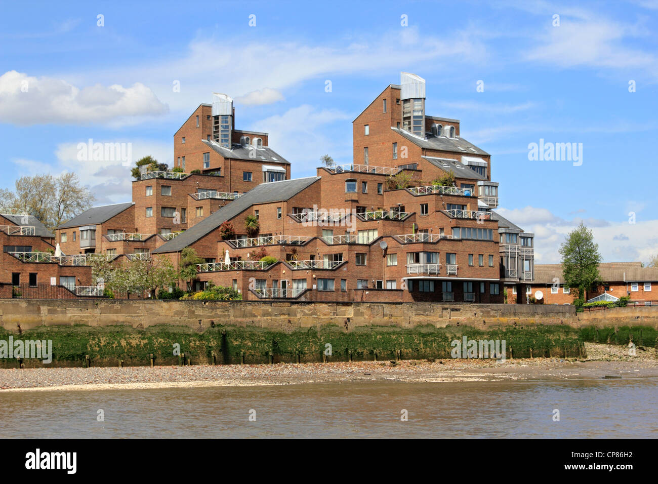 Flats london hi-res stock photography and images - Alamy