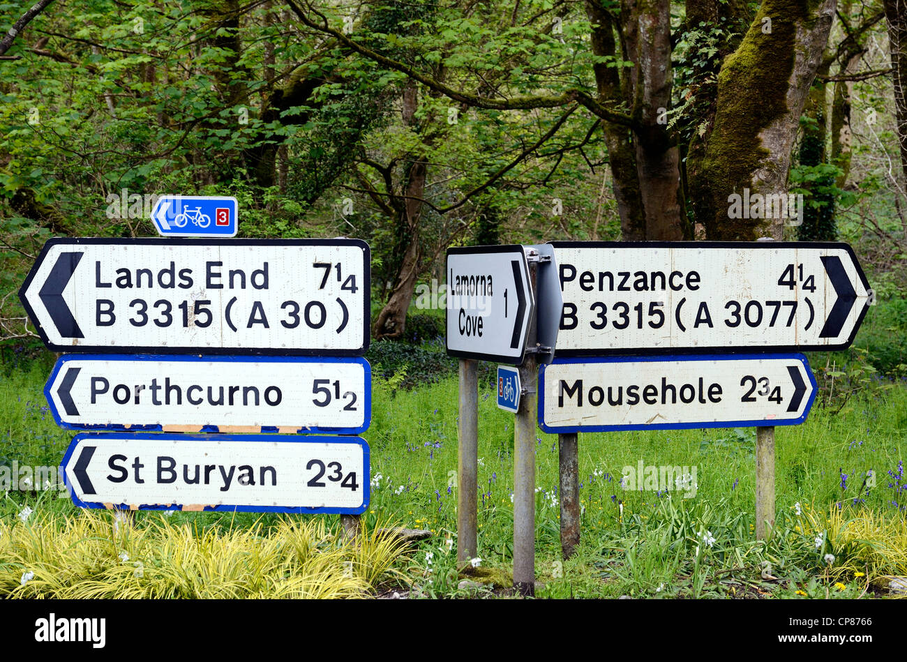 Cornwall Road Signs High Resolution Stock Photography and Images Alamy