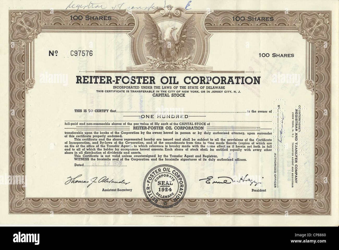 Historical stock certificate of an oil and gas company, Reiter-Foster Oil Corporation, Delaware, USA, 1958, Wertpapier, historis Stock Photo