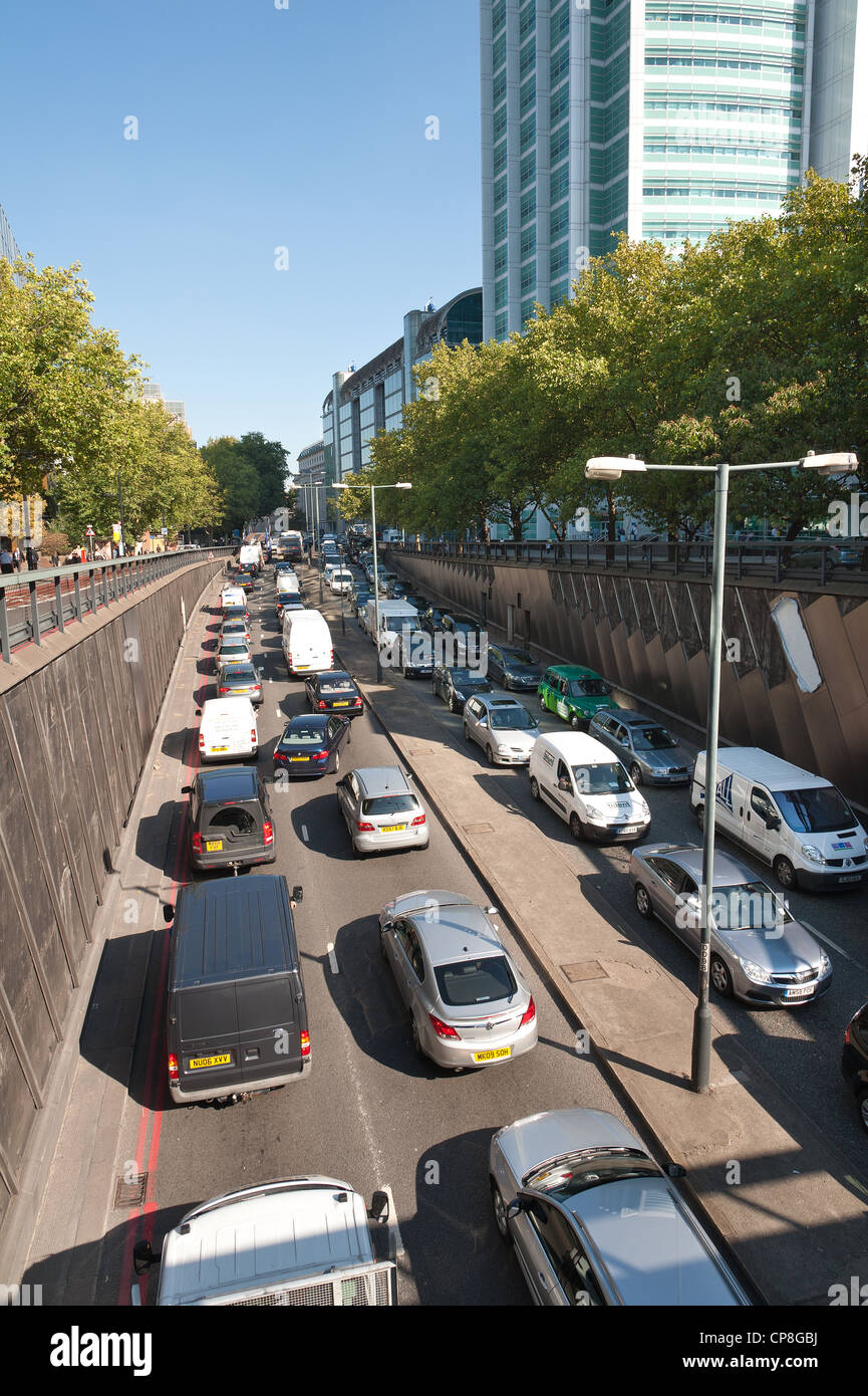 Traffic standstill leading to more pollution in central London Euston