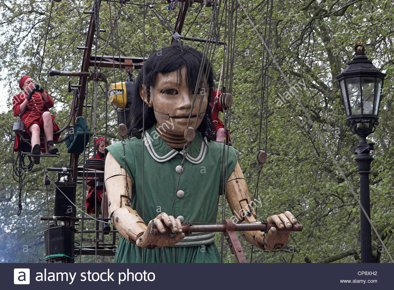Giant Puppet London Stock Photos & Giant Puppet London Stock Images Alamy