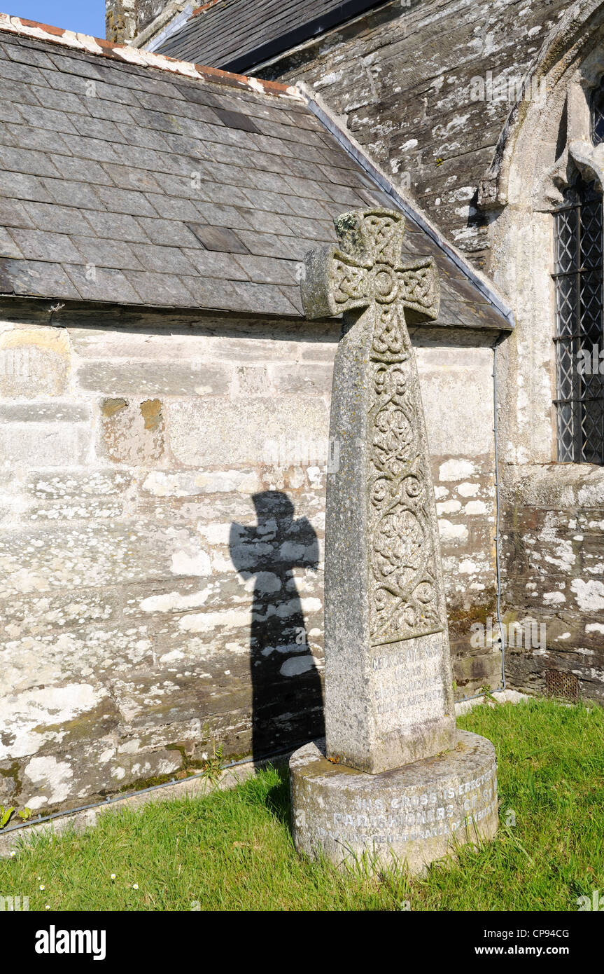 Celtic Cross St Winnow Church Lerryn Cornwall England UK Stock Photo