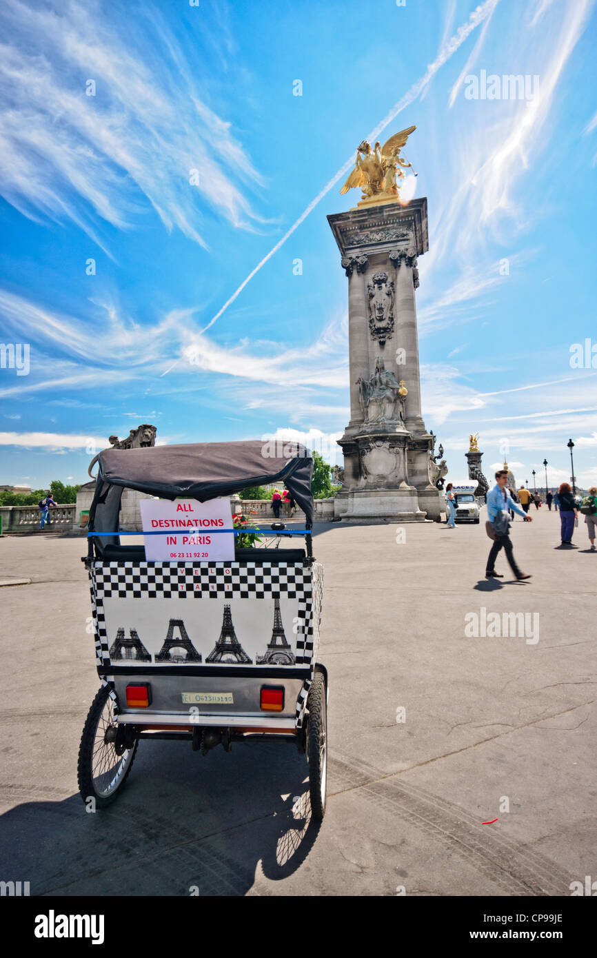 Paris taxi driver hi-res stock photography and images - Alamy
