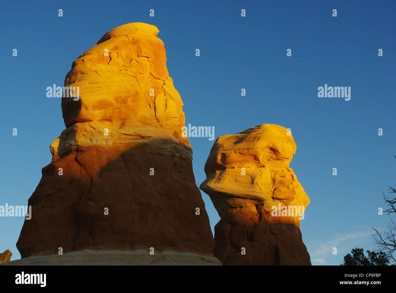 Early morning sun in Devils Garden, Utah Stock Photo Alamy