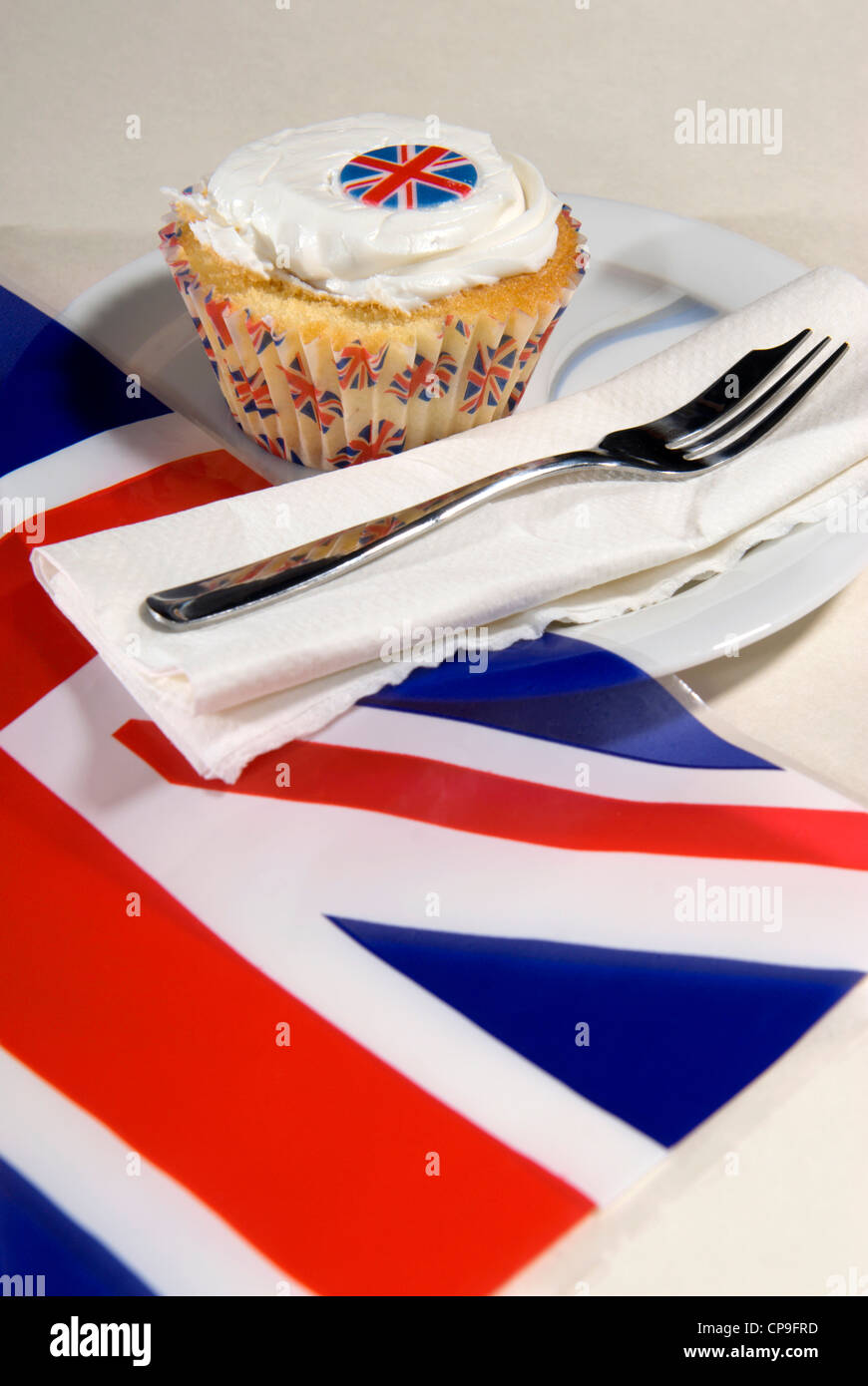 English cake | Jubilee cake, Cake designs birthday, Cool birthday cakes