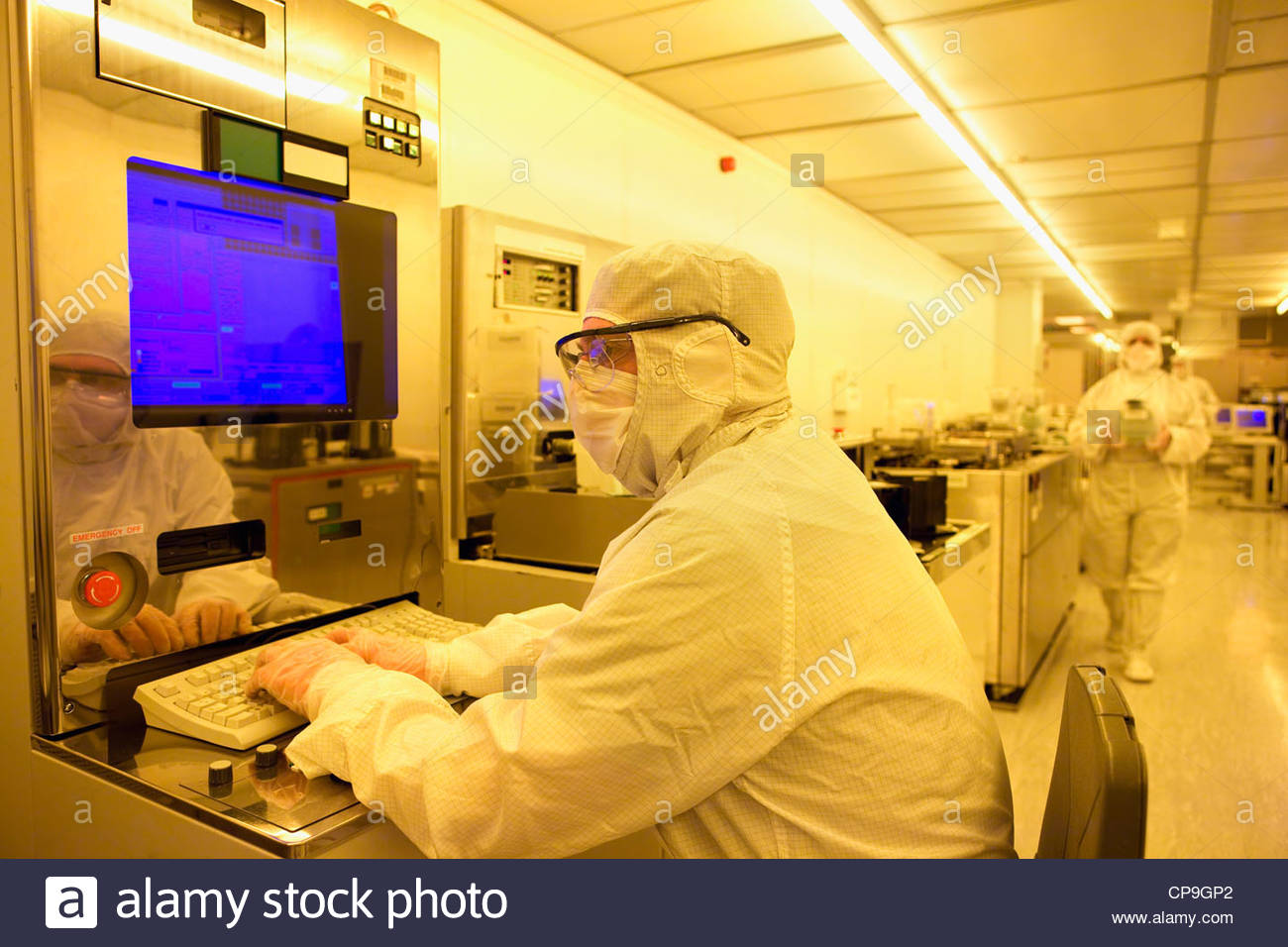 Clean Room Suit Stock Photos & Clean Room Suit Stock Images - Alamy