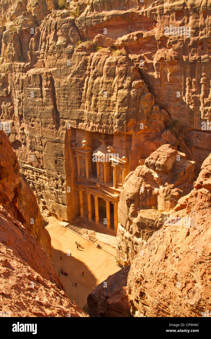 Petra Jordan Treasury Hi res Stock Photography And Images Alamy petra-jordan-treasury-hi-res-stock-photography-and-images-alamy