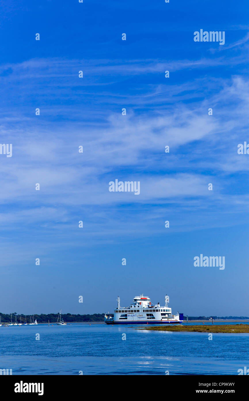 lymington isle of wight ferry solent Stock Photo Alamy
