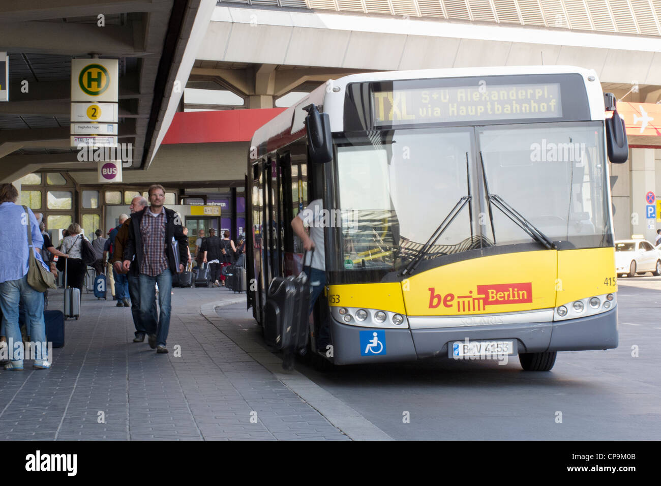 Muscular Decoración Generosidad berlin txl bus route Dime Infantil