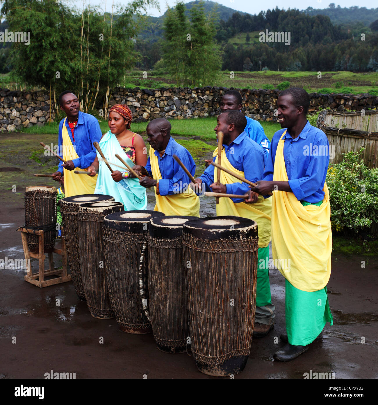 Iby'lwacu cultural hi-res stock photography and images - Alamy