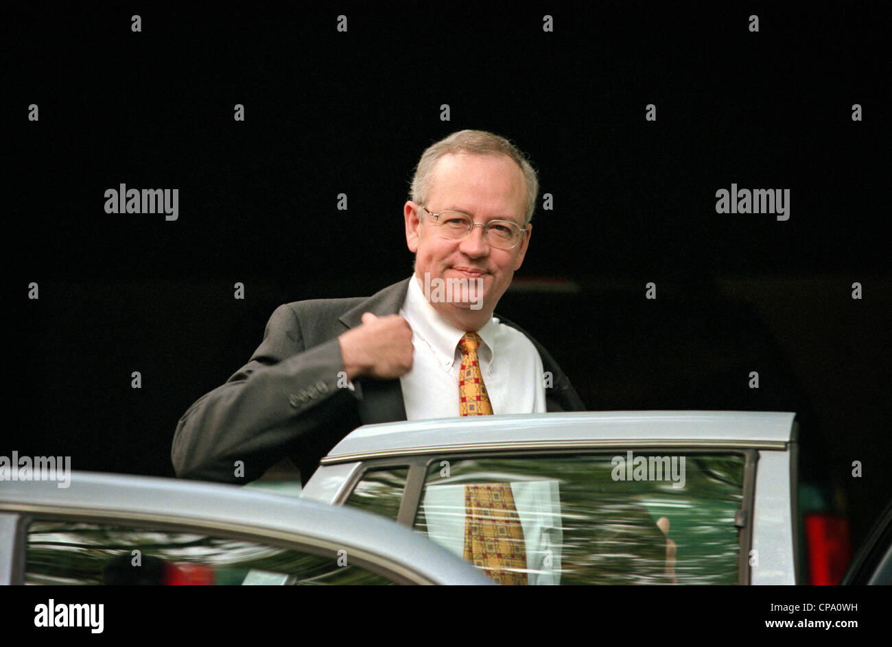 Kenneth Starr, the independent prosecutor investigating President Clinton's affair with former White House intern Monica Lewinsky gets into his car July 29, 1998 at his home in McLean, VA. Stock Photo