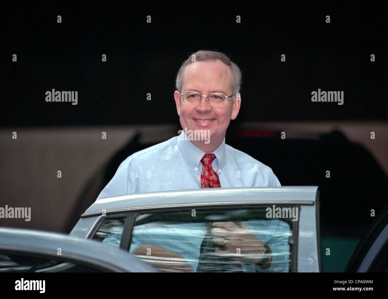 Kenneth Starr, the independent prosecutor investigating President Clinton's affair with former White House intern Monica Lewinsky gets into his car July 30, 1998 at his home in McLean, VA. Stock Photo