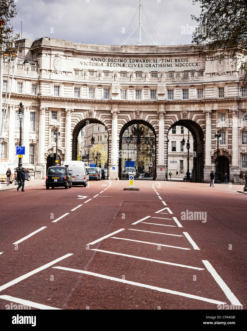 Admiralty Arch, seen from The Mall, London, England. Stock Photo
