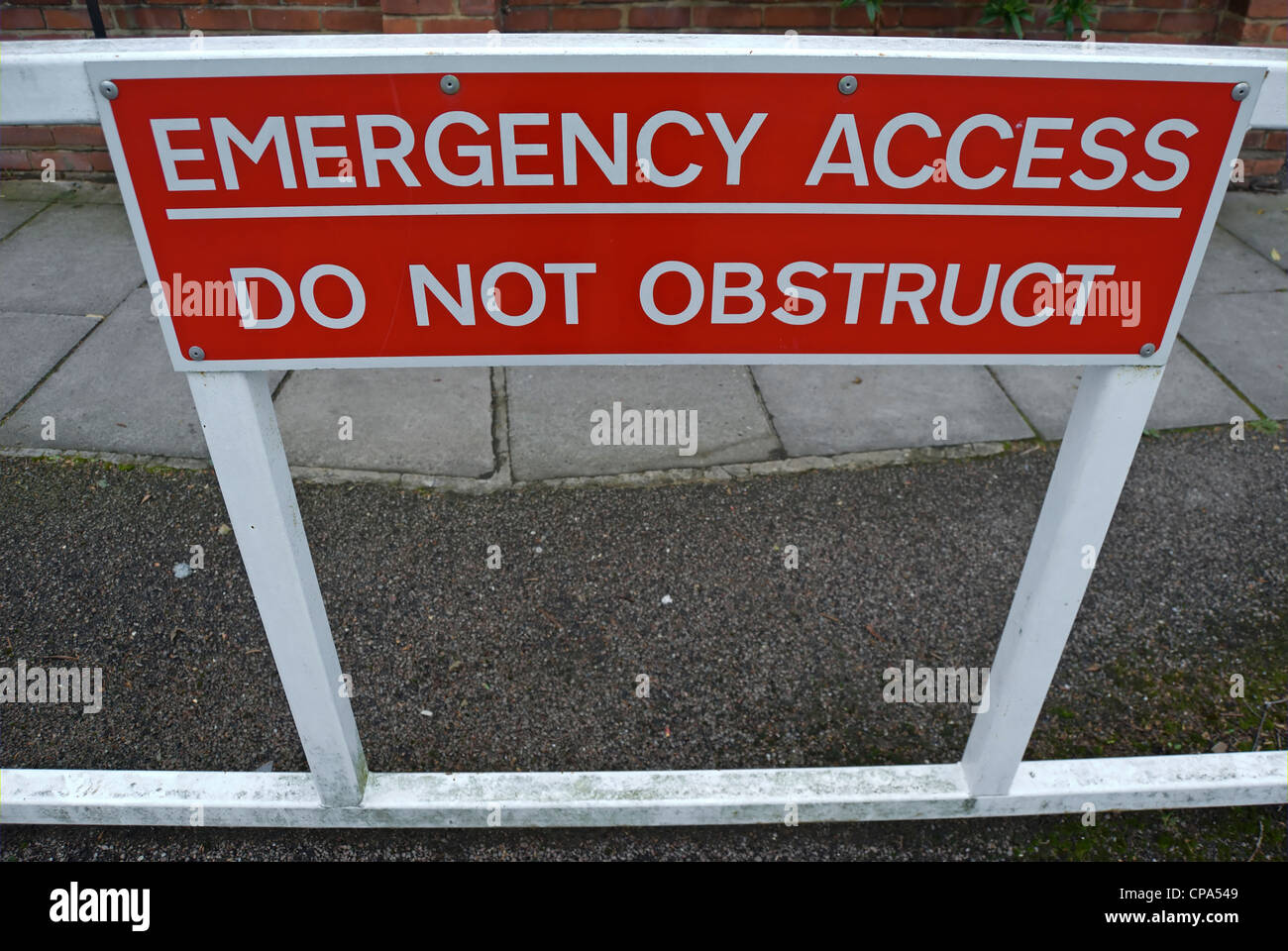 british emergency access do not obstruct sign Stock Photo