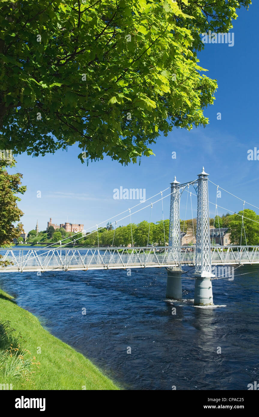 The Infirmary Bridge and the castle, Inverness, Scotland Stock Photo