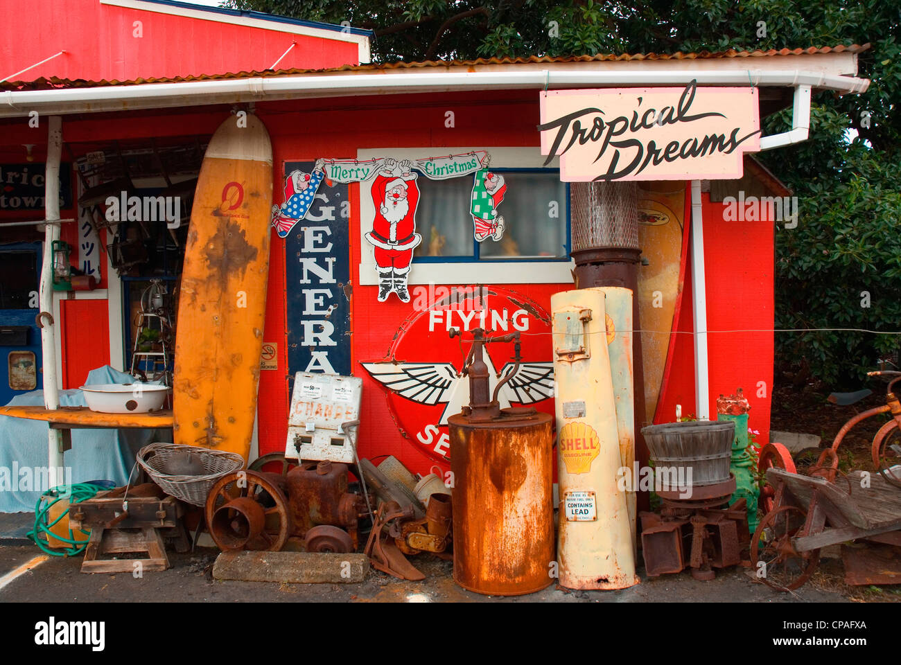 Hawaii, Big Island, South Kona, Kealakekua. Antiques store Stock Photo