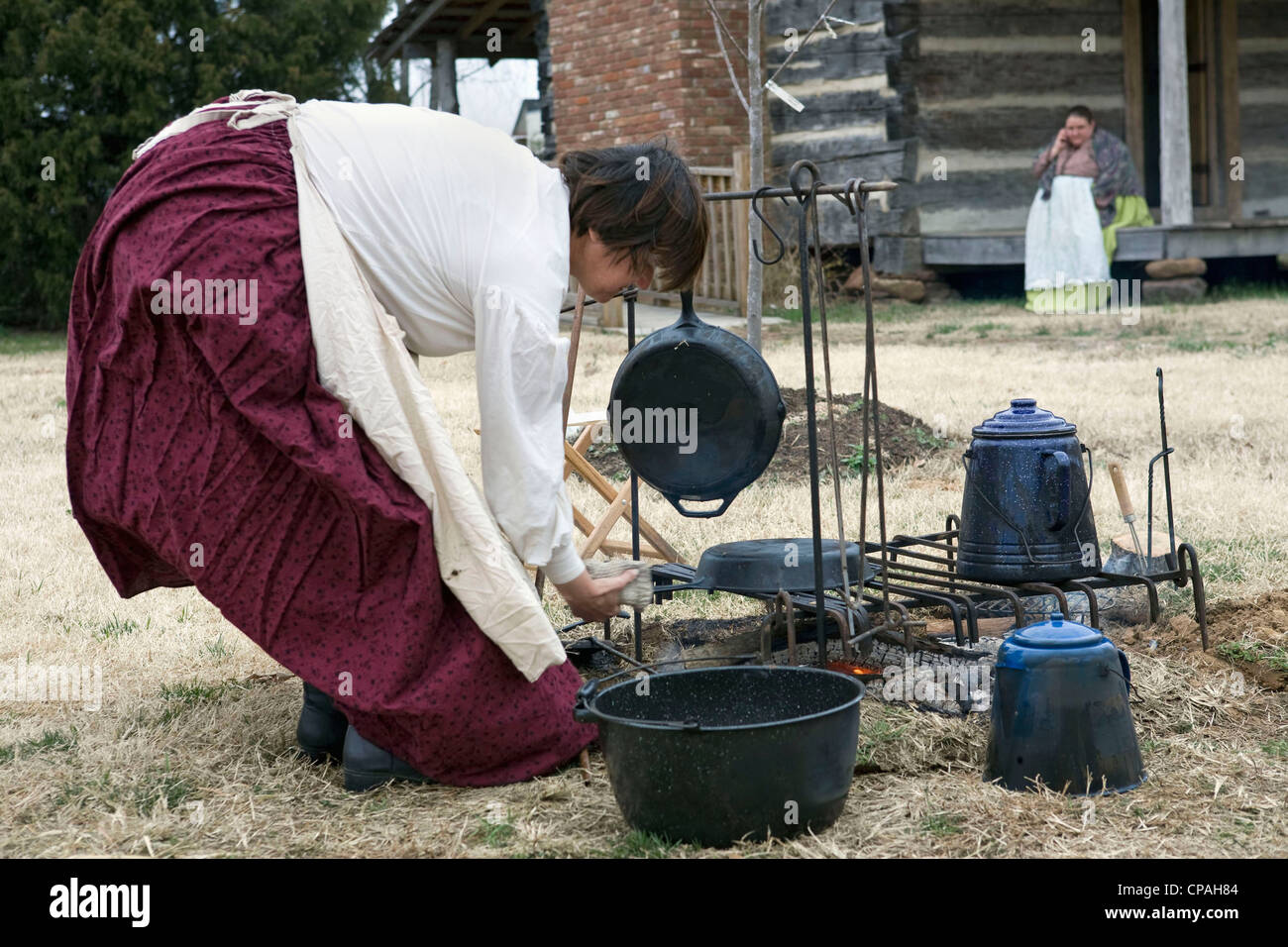 USA, Tennessee, Parkers Crossroad State Park. Reenactors of the 7th