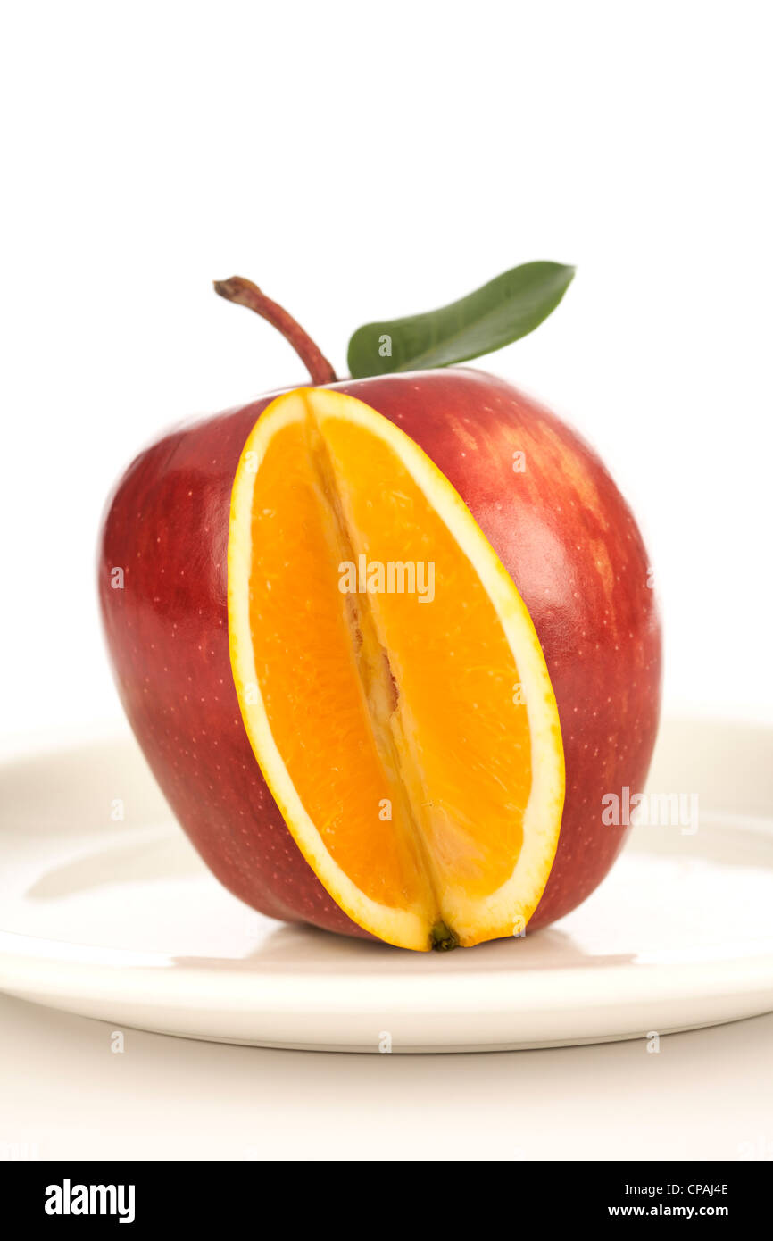 An apple orange Stock Photo Alamy
