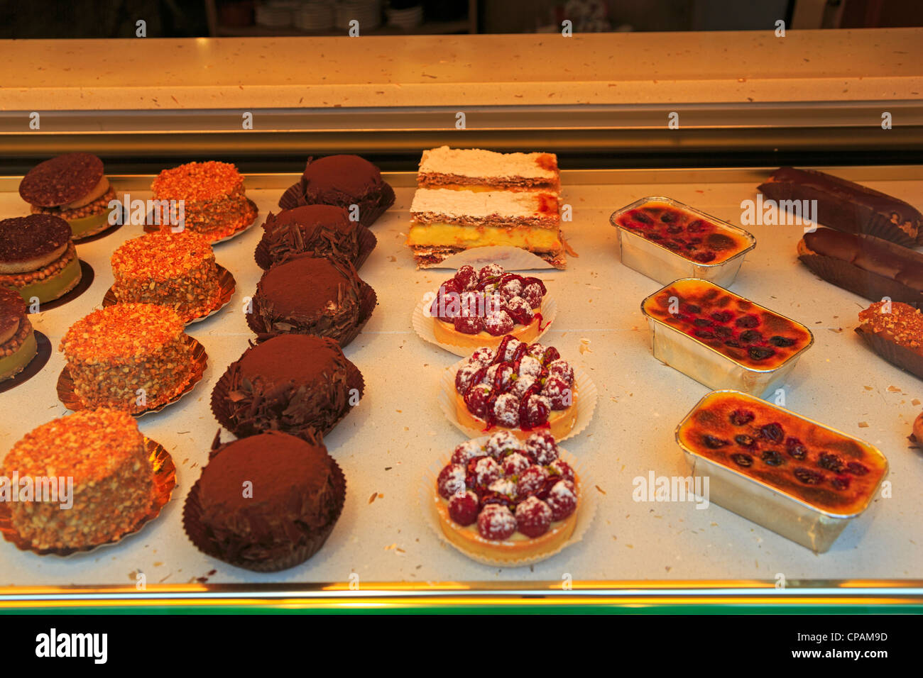 French bakery window nobody hires stock photography and images Alamy