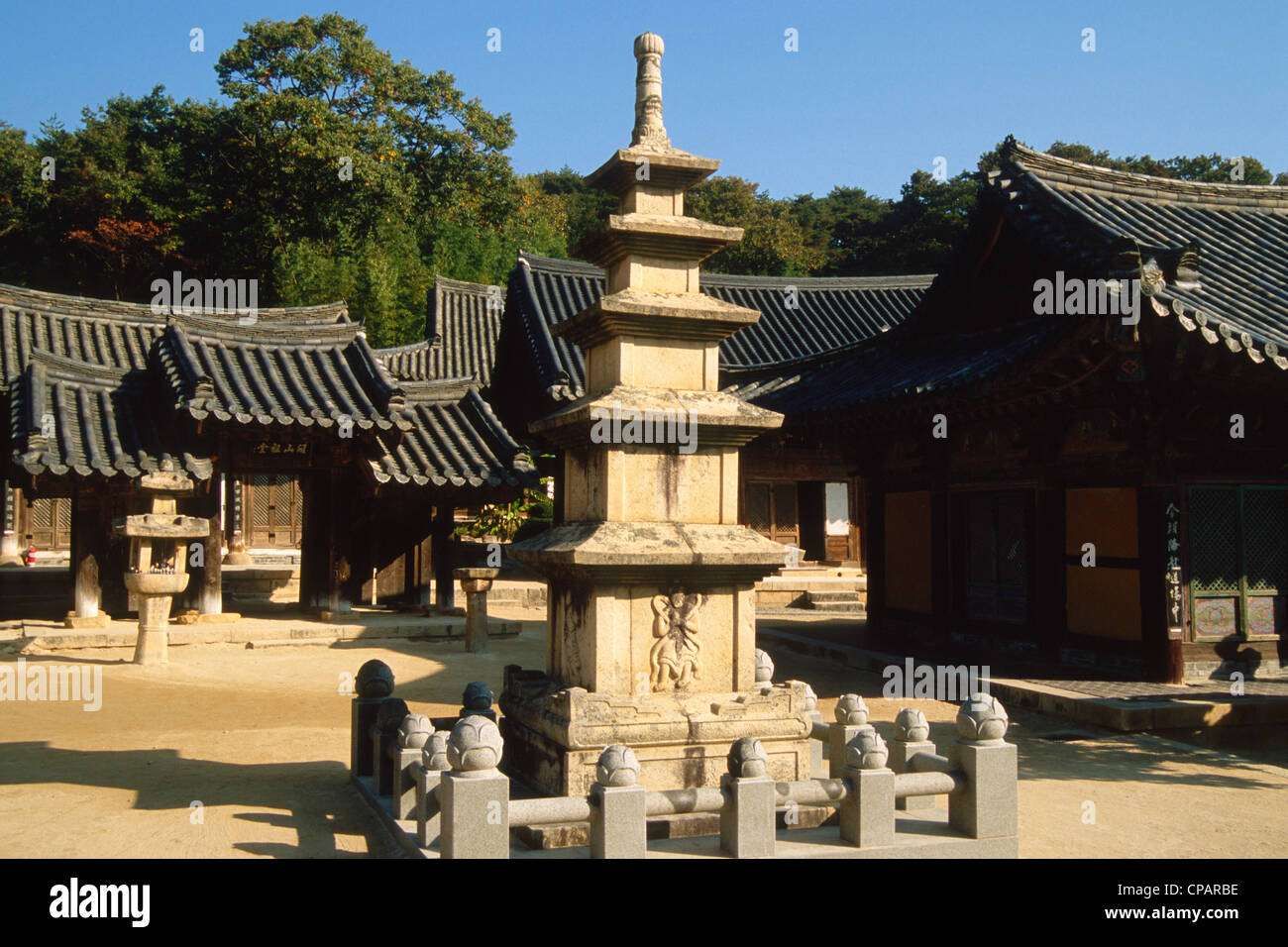 South Korea, Gyeongsangnam-do, Tongdosa buddhist temple, Stock Photo