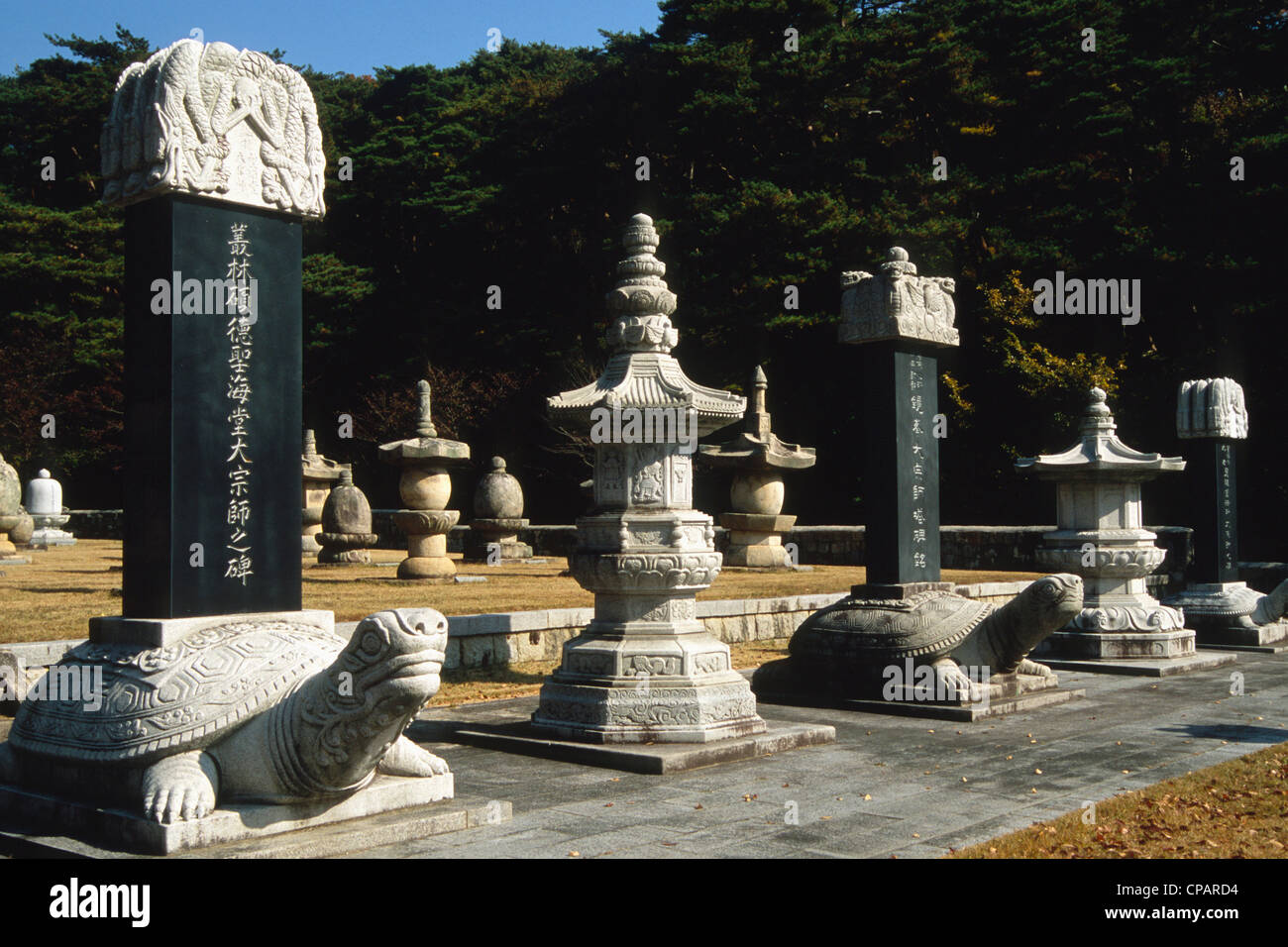 South Korea, Gyeongsangnam-do, Tongdosa buddhist temple, Stock Photo