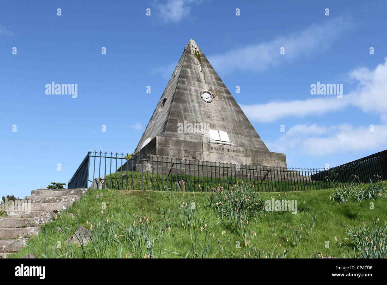 Star Pyramid Stirling